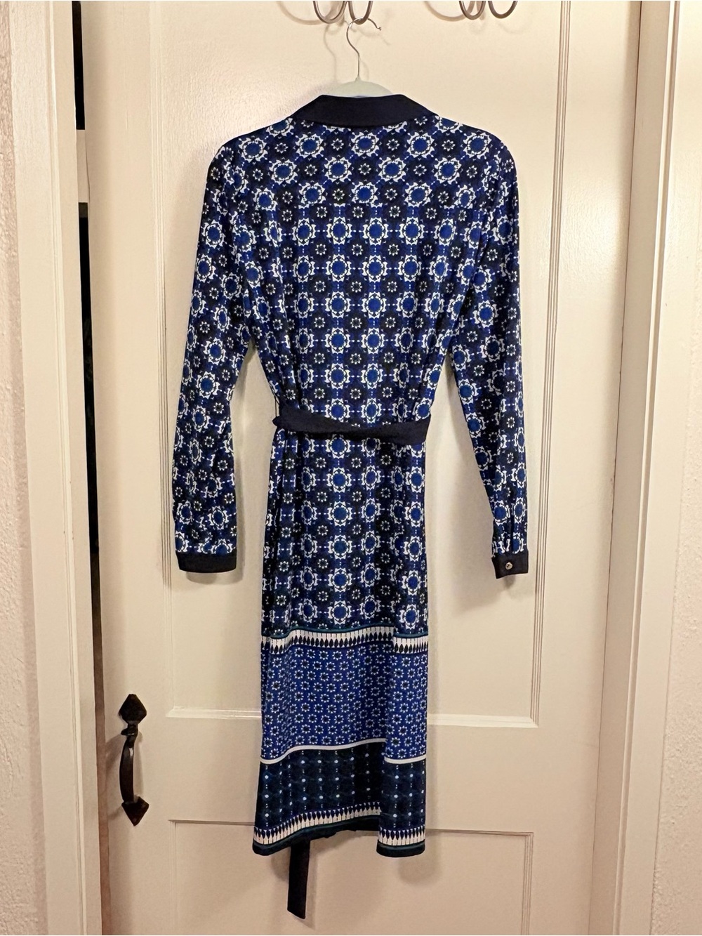 Timmy Hilfiger Blue Patterned Long Sleeve Shirt Dress with Belt, size 6 - Picture 3 of 11